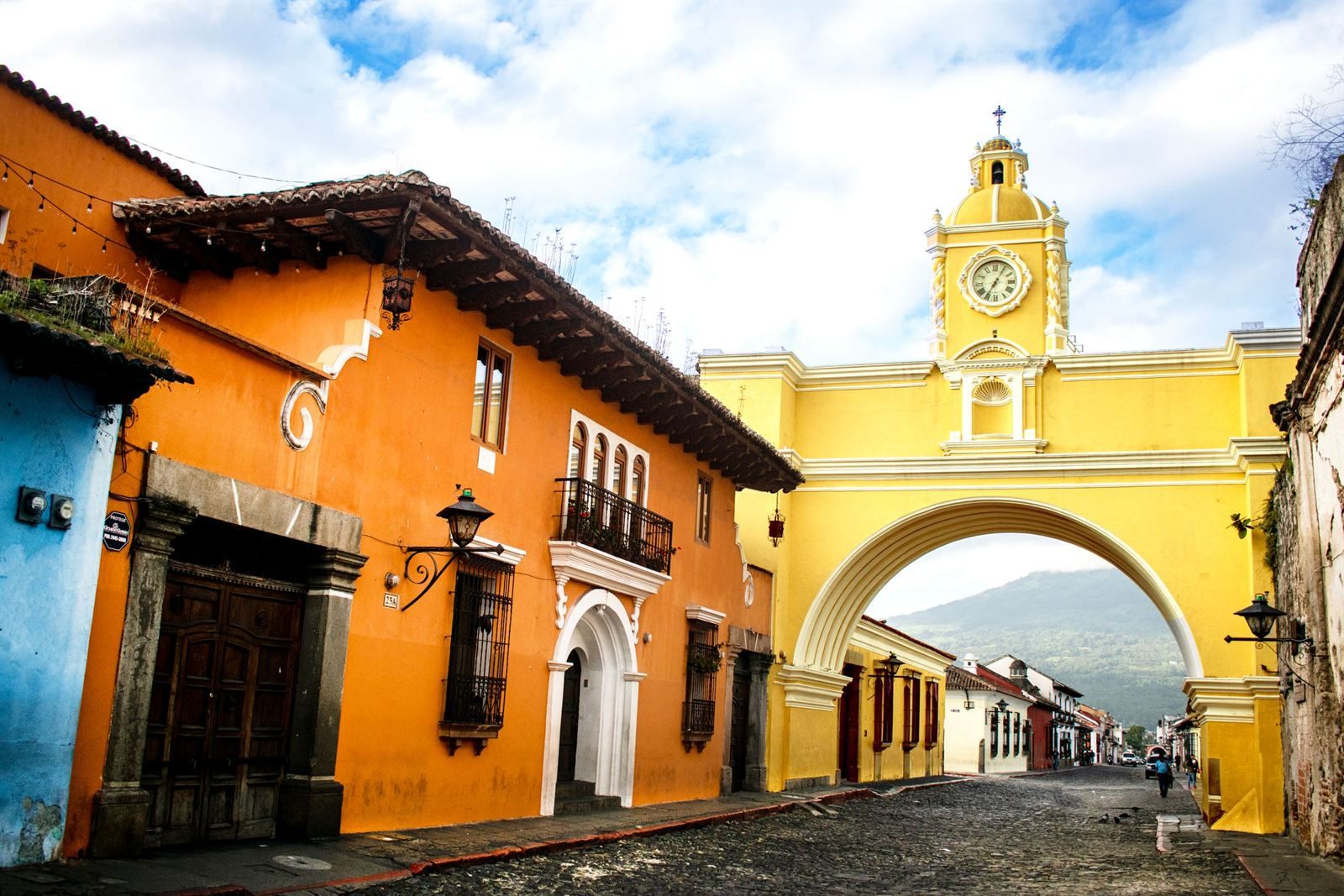 Santa Catalina Arch and colonial street in Antigua, Guatemala